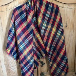 HP🌹❤️NWOT! Plaid XL Scarf / Wrap!